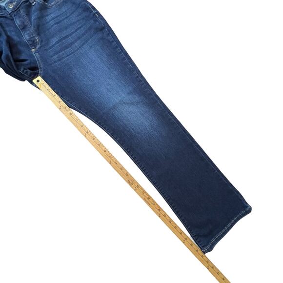 St. John’s Bay Women’s Bootcut Jeans Size 12 Dark Wash Stretch Denim - Picture 7 of 9